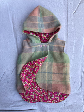 Woollen Vest with hood 12-18 Months