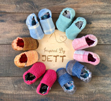 Load image into Gallery viewer, Vintage Wool Blanket Slippers - Size 0-6 Months